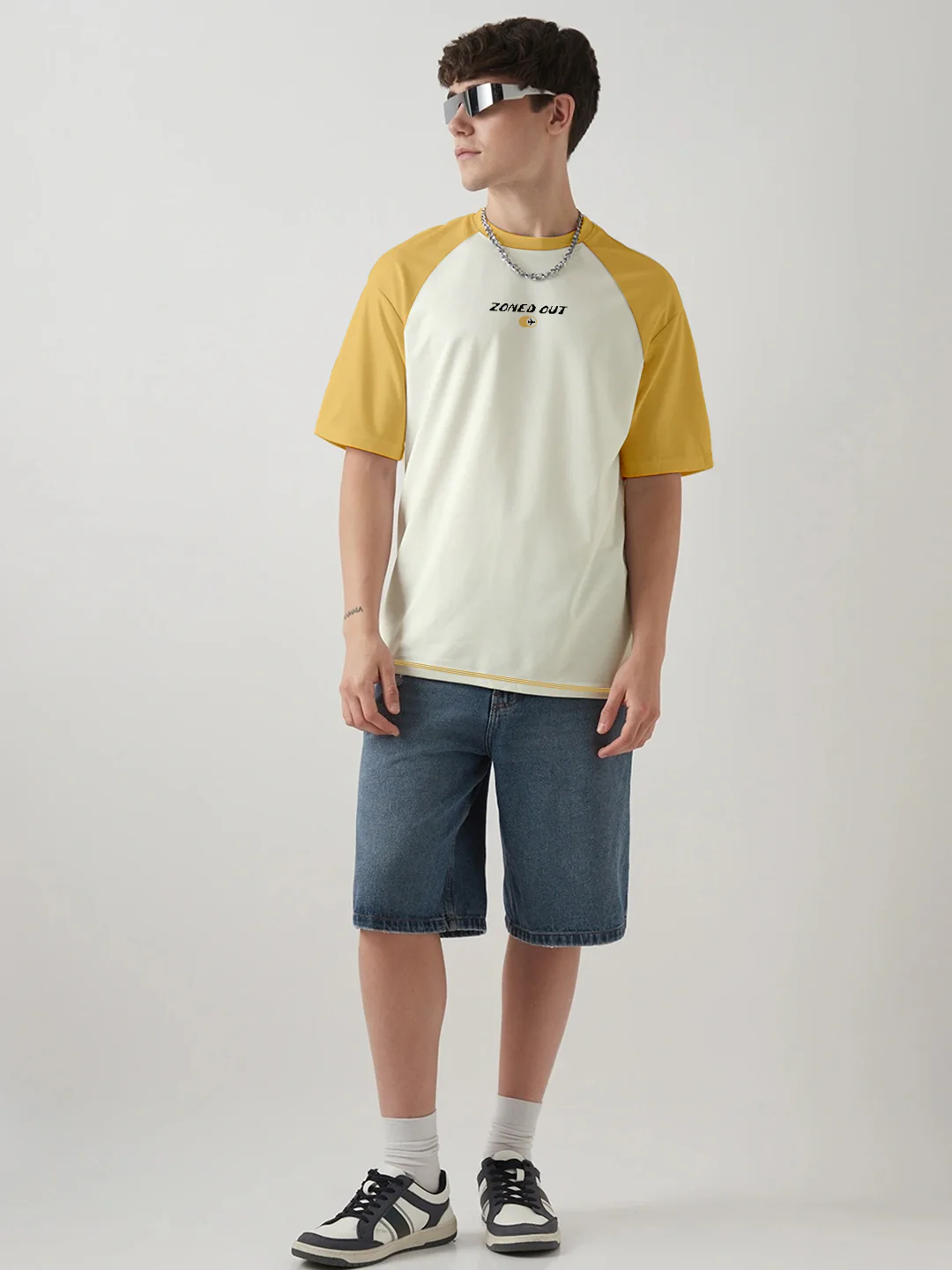 Air Plane Mode Oversized T-Shirt - Off white & Yellow - Image 2