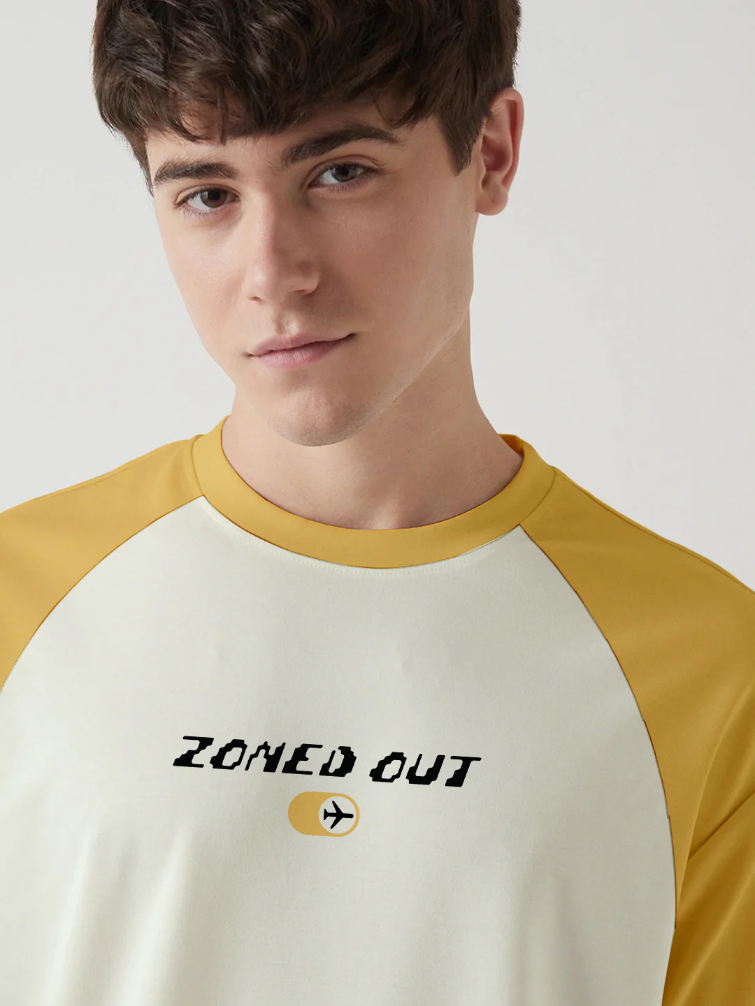 Air Plane Mode Oversized T-Shirt - Off white & Yellow - Image 3