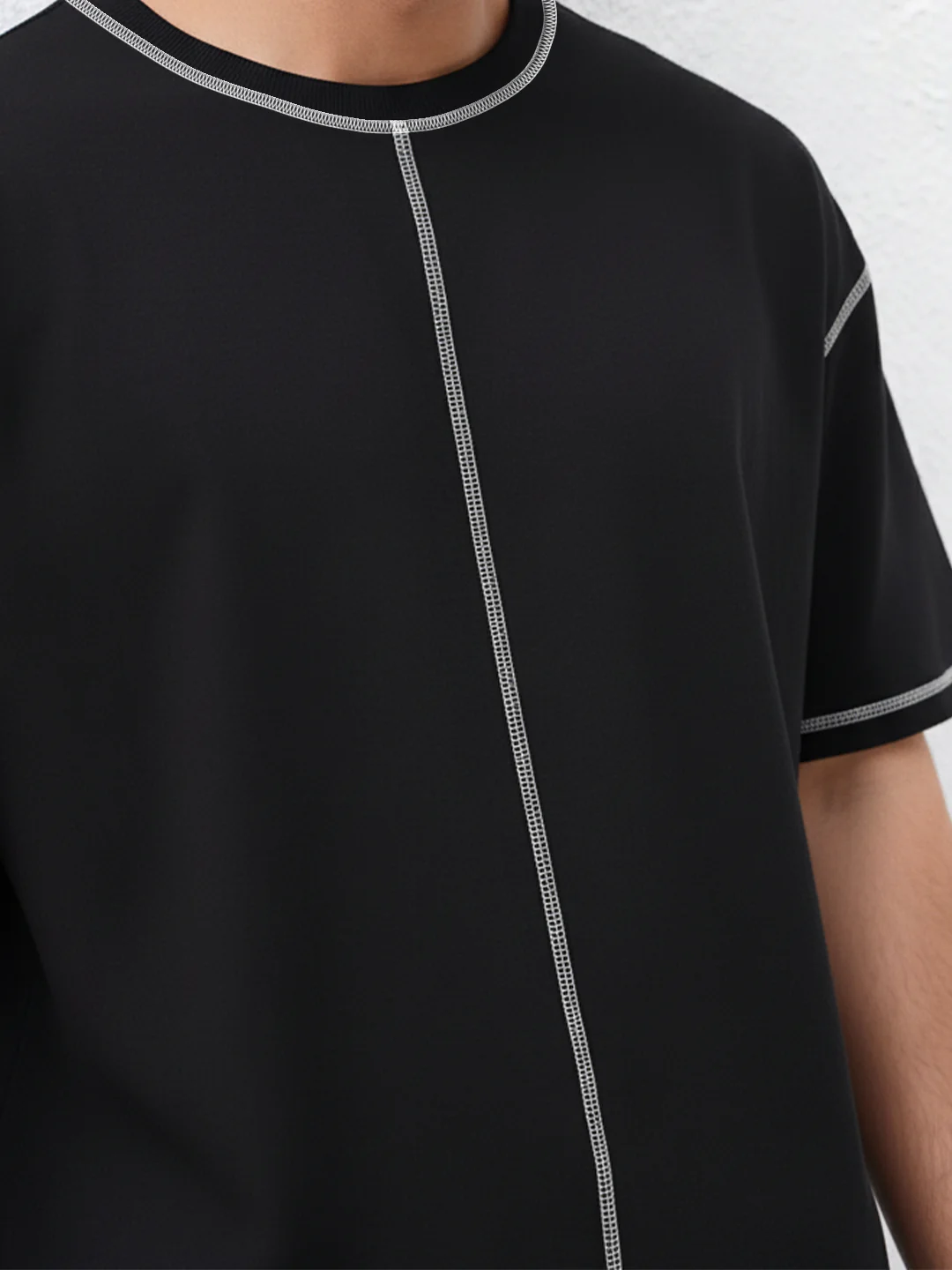 Plain 5 Thread Oversized T-Shirt - Black - Image 5
