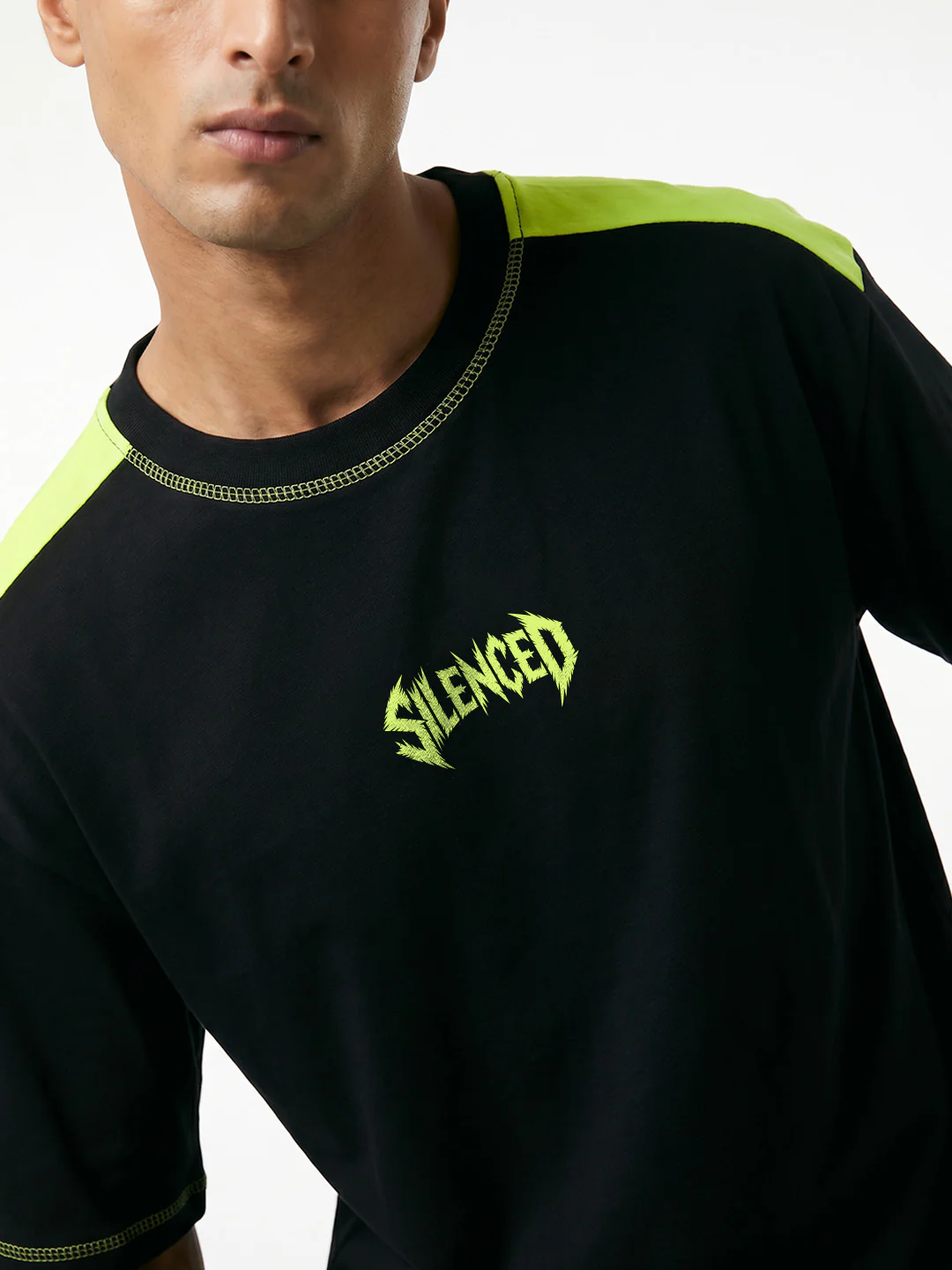Silenced Oversized T-Shirt - Contrast 5 Thread Black & F.Green - Image 4