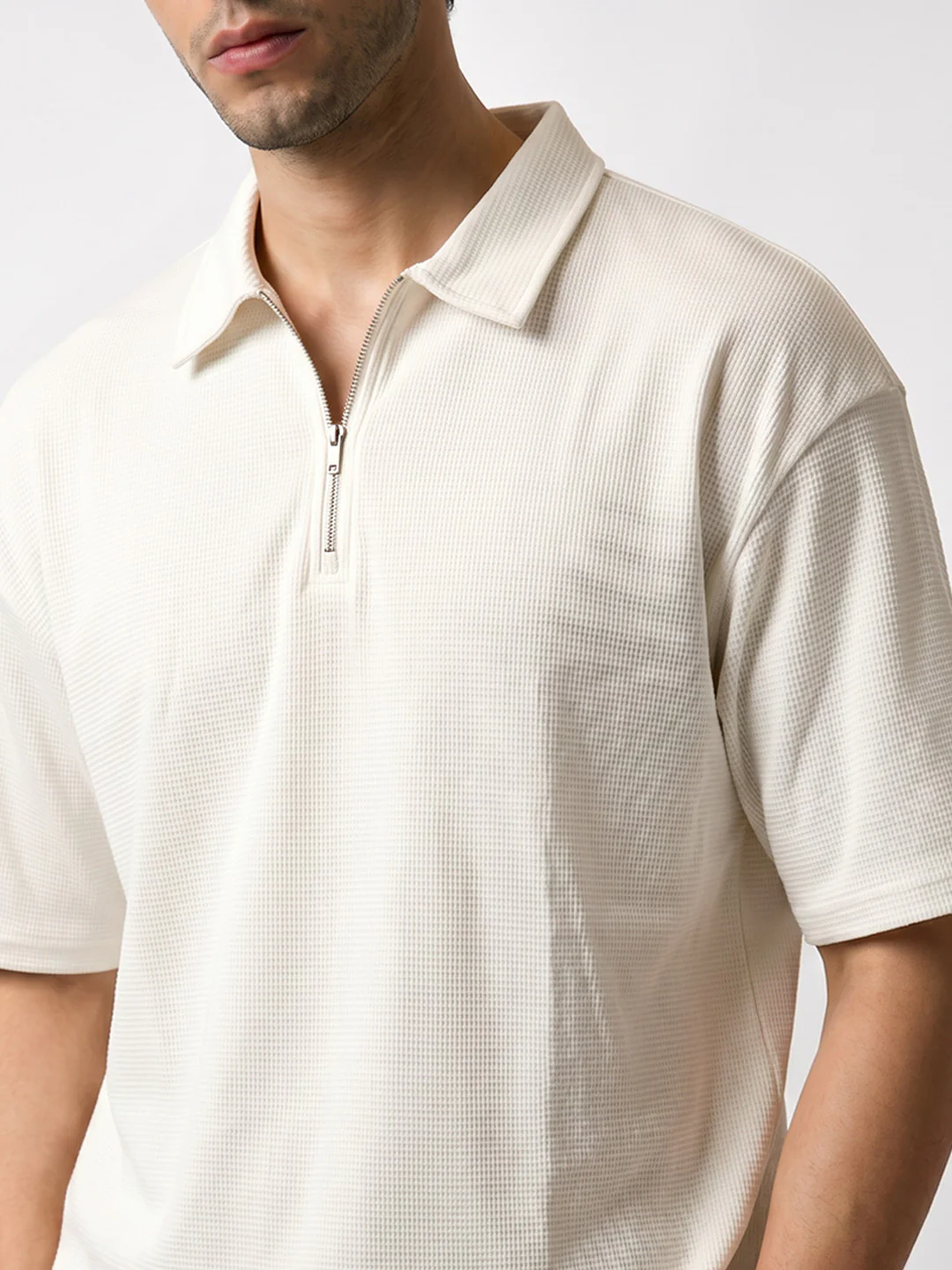 Street Calm Zipper Oversized Polo T-Shirt - Off White - Image 4