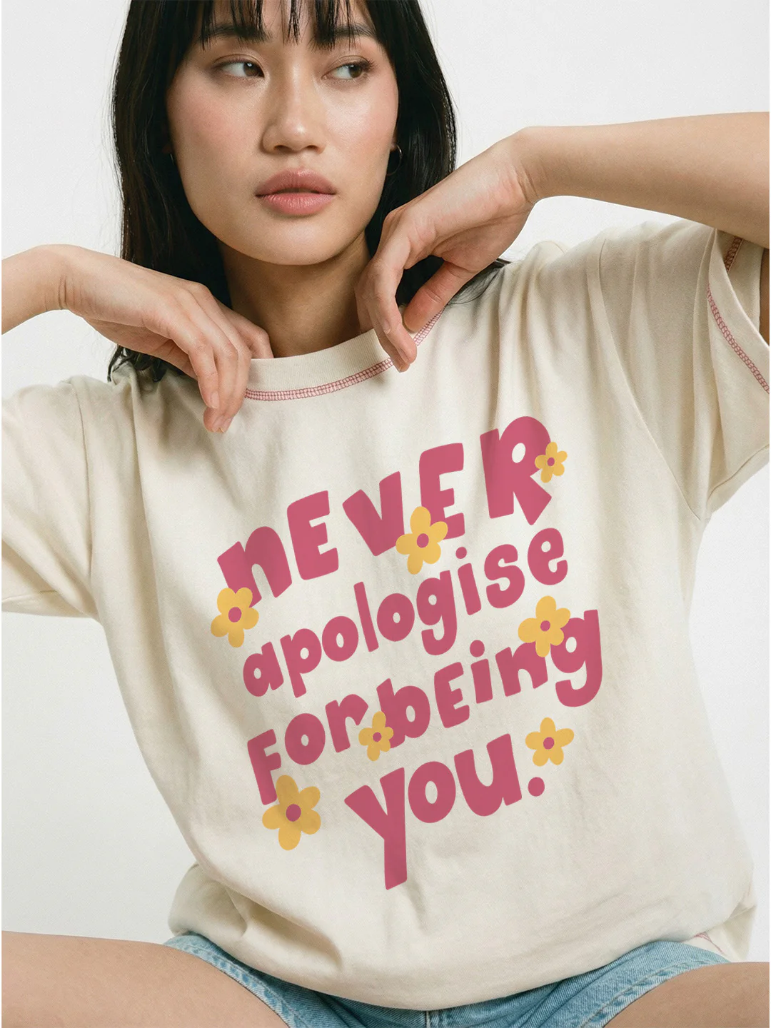 Never Apologise For Being You Women's Oversized T-Shirt - Off White 5 Thread - Image 4