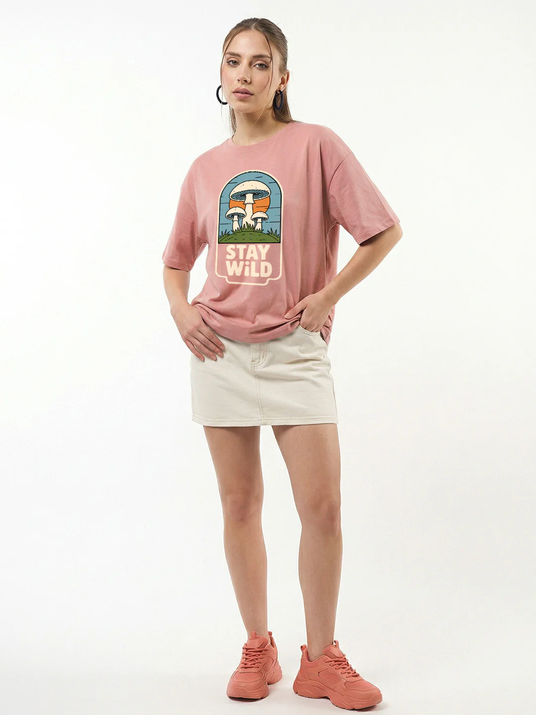 Stay Wild Women's Oversized T-Shirt - Coral Haze - Image 3
