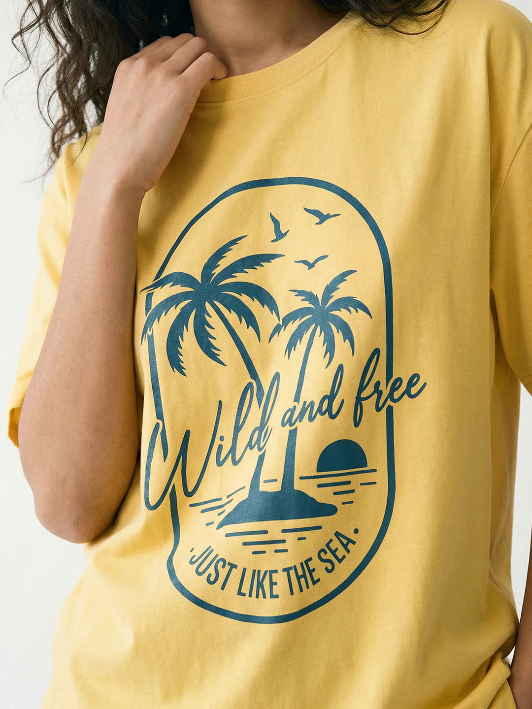 Wild and Free Women Oversized T-Shirt - Multi Color - Image 4