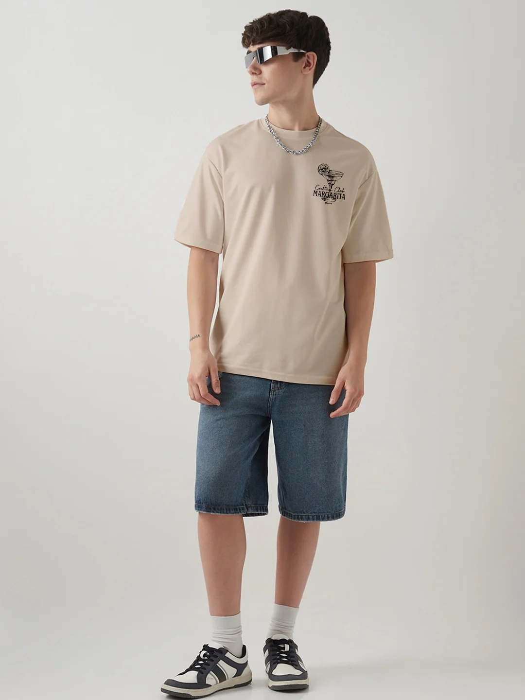 Cocktail Club Oversized T-Shirt - Beige - Image 2