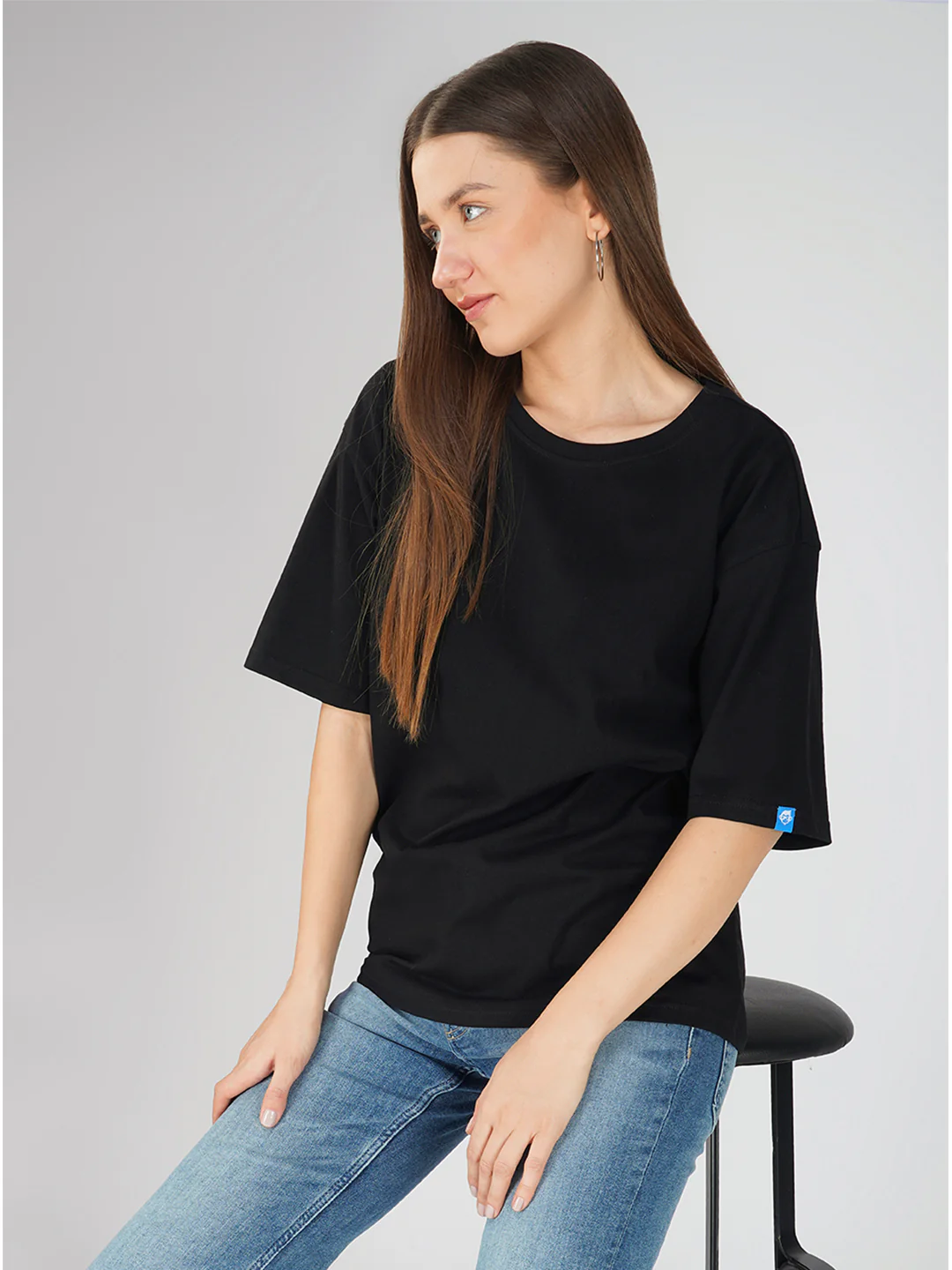Plain Black Women Oversized T-Shirt - Image 5