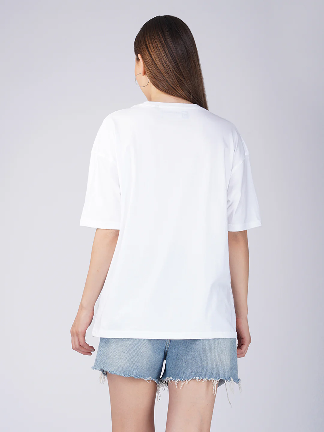 Plain White Women Oversized T-Shirt - Image 3